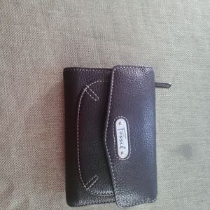 Black fossil wallet